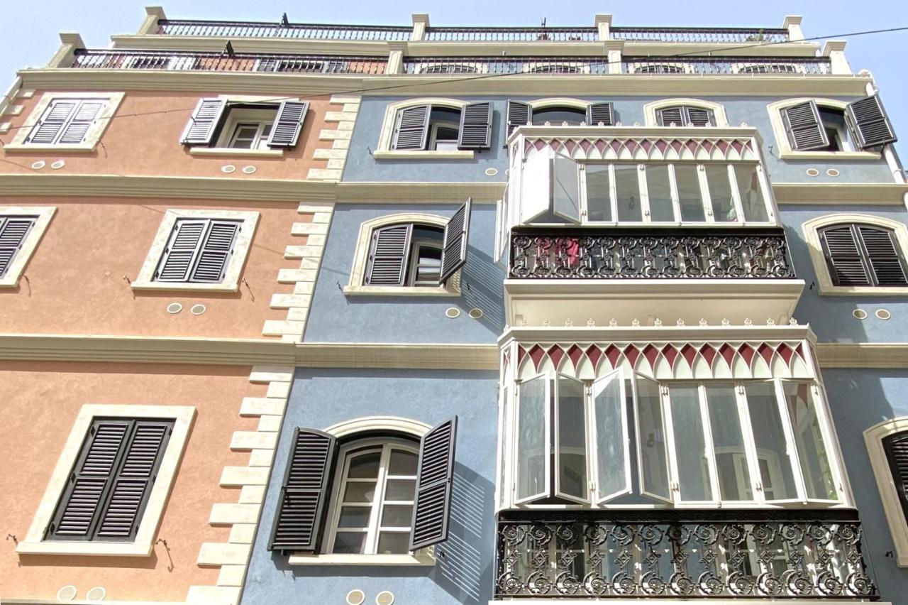 Master Penthouse Double Room Ensuite With Private Terrace - Grand Central House Gibraltar Exteriör bild